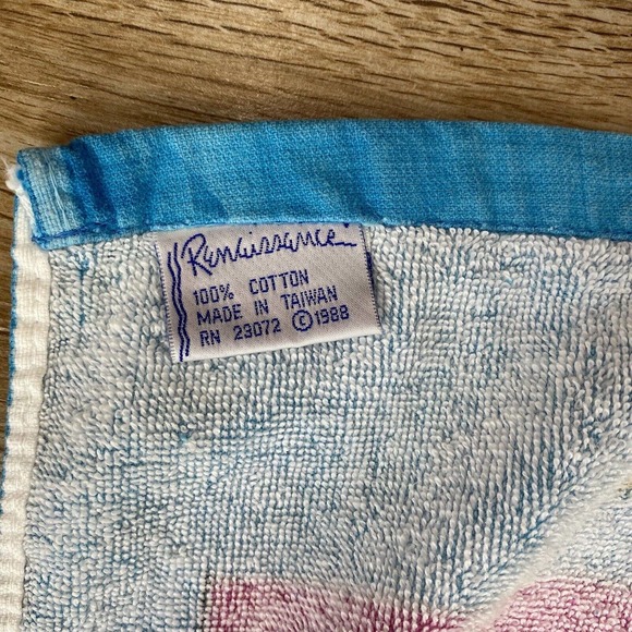 Vintage Cathy Guisewite Beach Towel 80s 90s Single Pretty Female - Picture 9 of 11